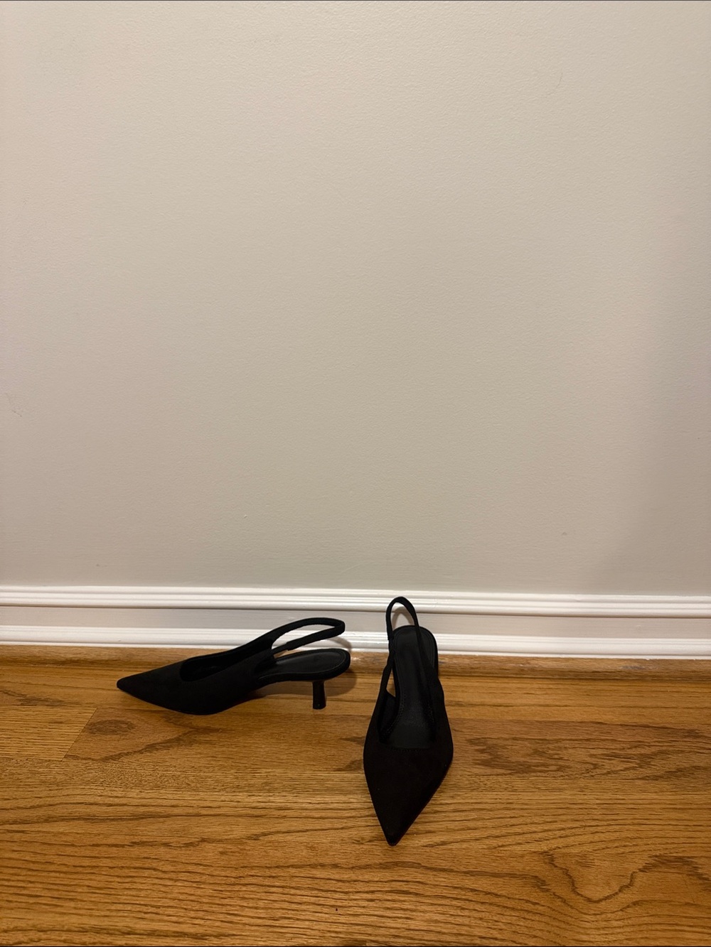 H&M Black Pointed Slingback Kitten Heels